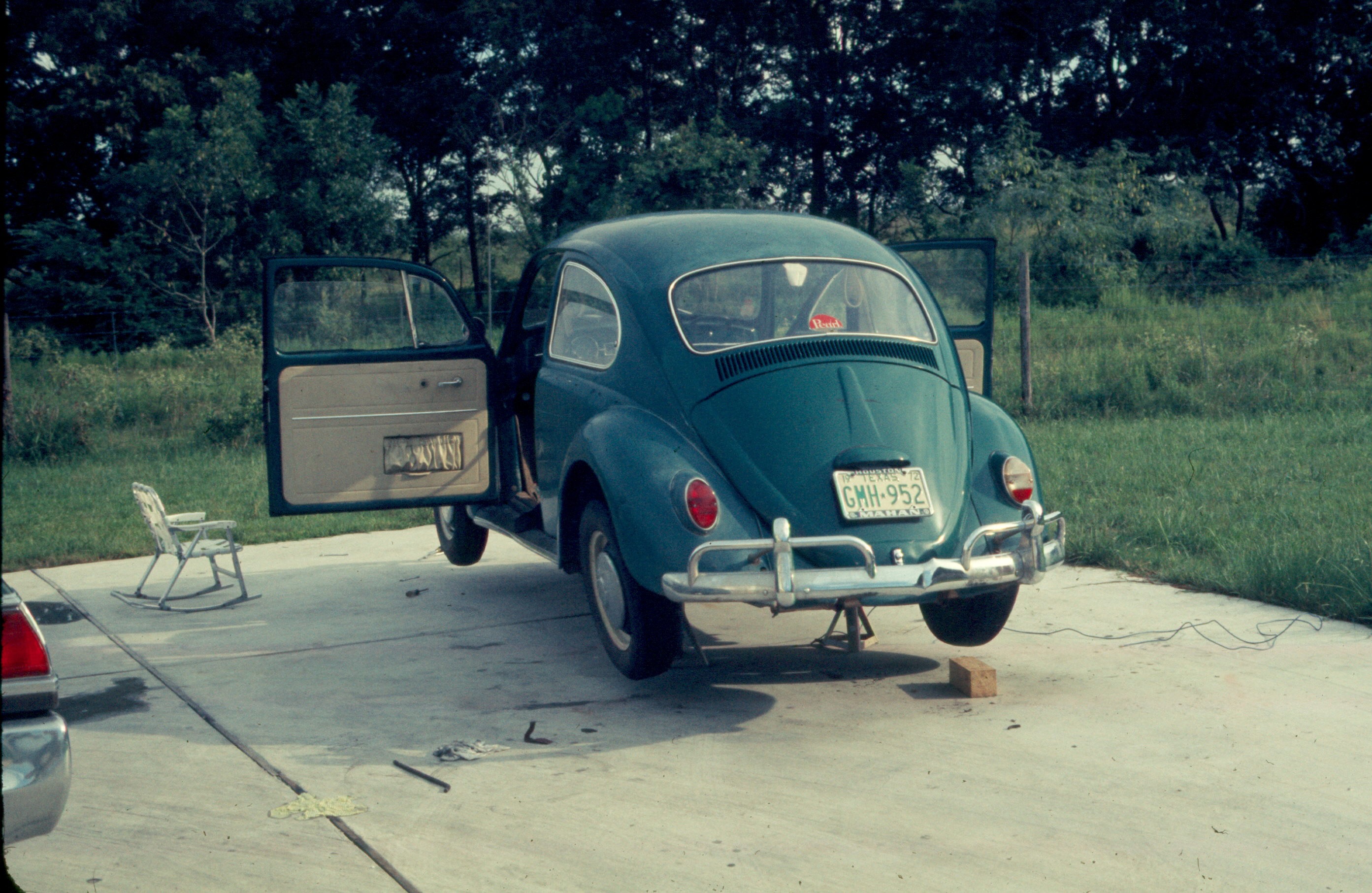 VW on brand new jack stands on Saturday morning.